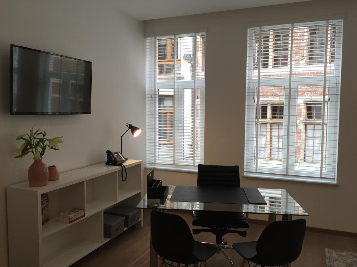 Antwerp Business Suites ภายนอก รูปภาพ